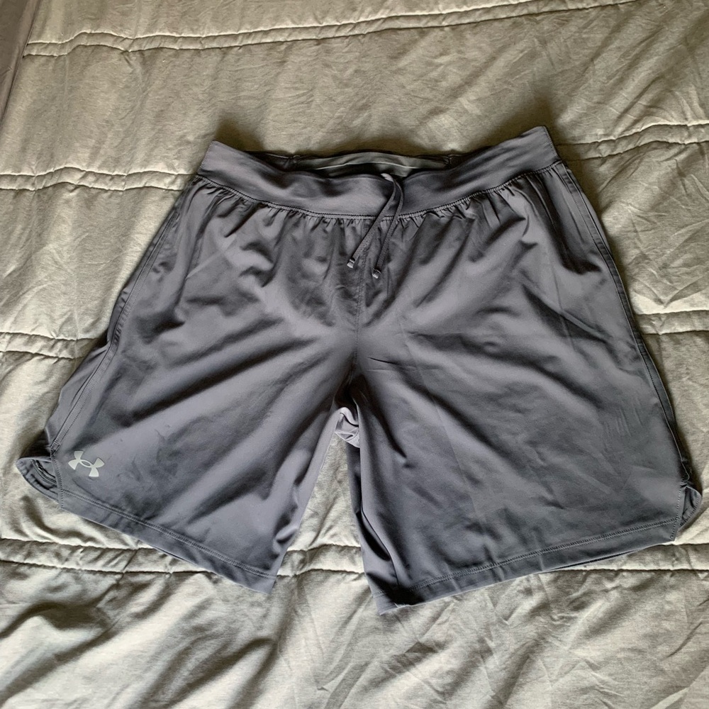 Under Armour Men's Gray Athletic Shorts